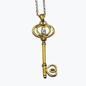 Vintage NVC Gold Tone Skeleton Key Pendant Necklace Nataliya V Collister 20"